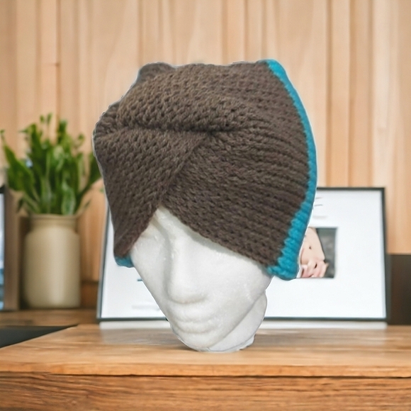 𝅺Hand Knit One Of A Kind Twisted Headband - Picture 2 of 6